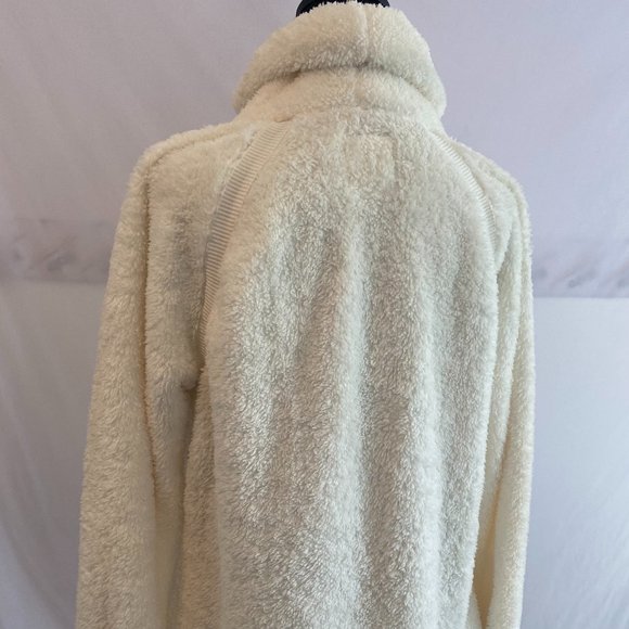 SOLD Old Navy Winter White Fleece Mock Neck Long Sleeve Top NWOT - Picture 2 of 15